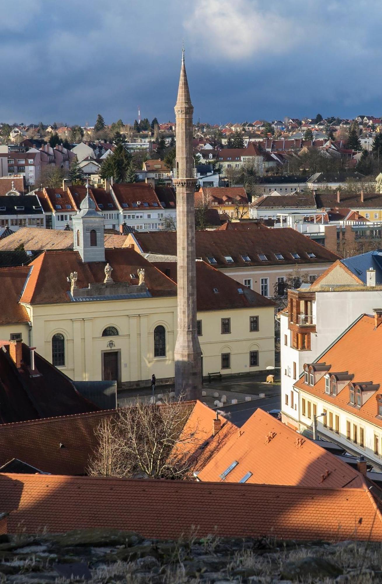 Syl Via Apartman Eger Exterior photo